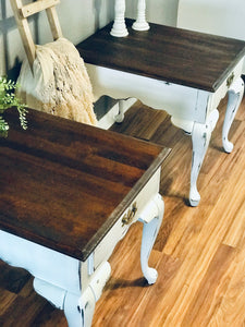 Beautiful Vintage End Table Set