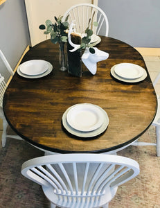 Perfect Round Farmhouse Table & Chairs