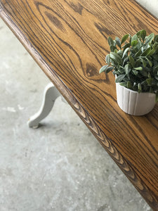 Perfect Farmhouse Entryway Table