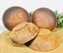 Load image into Gallery viewer, Wood bowl set (4)