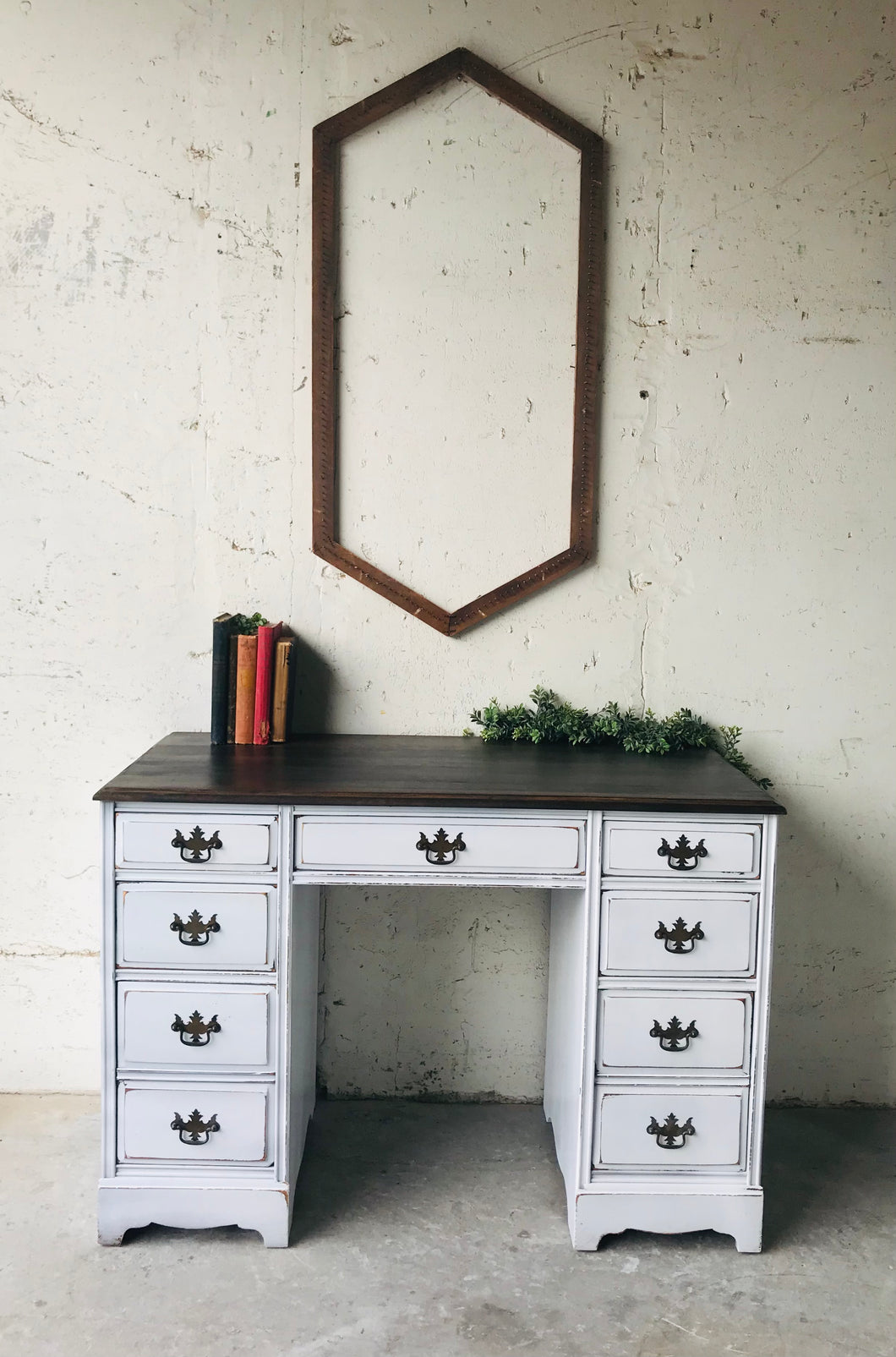 Classy Vintage Farmhouse Desk