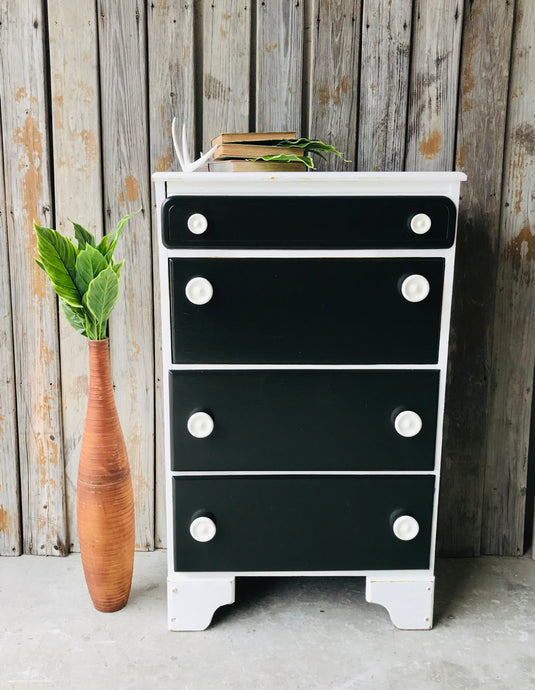 Adorable Vintage Black & White Chest of Drawers