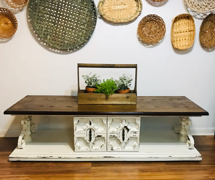 Gorgeous Vintage Coffee Table