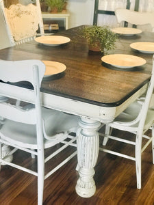 Amazing Antique Farmhouse Table & Chairs