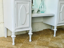 Load image into Gallery viewer, Gorgeous Vintage Shabby Chic Vanity