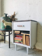 Load image into Gallery viewer, Retro MCM Single Nightstand