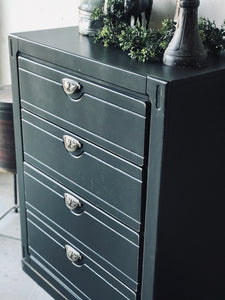 Classy Vintage Chest of Drawers