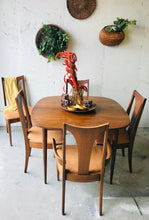 Load image into Gallery viewer, Stunning Broyhill Brasilia MCM Dining Table &amp; Chairs
