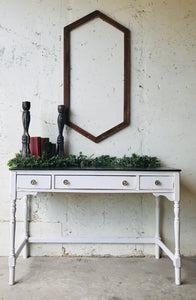 Charming Vintage Farmhouse Desk