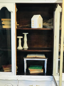 Beautiful French Provincial China Cabinet