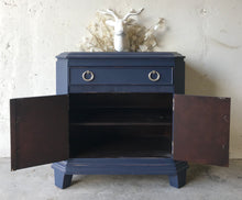 Load image into Gallery viewer, Pretty Modern Single Nightstand or End Table