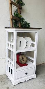 Cute Farmhouse Multi-Purpose Stand