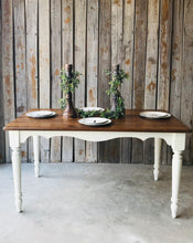 Load image into Gallery viewer, Beautiful Farmhouse Dining Table