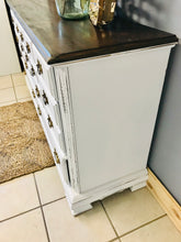 Load image into Gallery viewer, Beautiful Vintage Buffet or TV Stand
