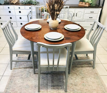 Load image into Gallery viewer, Beautiful Vintage MCM Table &amp; Chairs