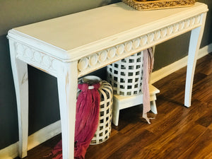 Beautiful Coastal White Entryway Table