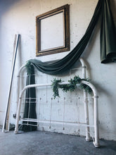 Load image into Gallery viewer, Vintage Chippy Metal Full Size Bed