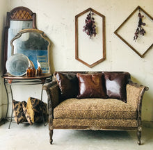 Load image into Gallery viewer, Amazing Wood Frame Leopard Loveseat &amp; Pillows