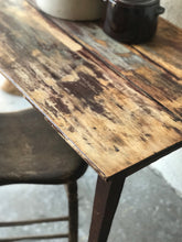 Load image into Gallery viewer, Old Primitive Table &amp; Vintage Chair Set (2pc)