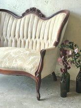 Load image into Gallery viewer, Chic Vintage Victorian Tufted Settee