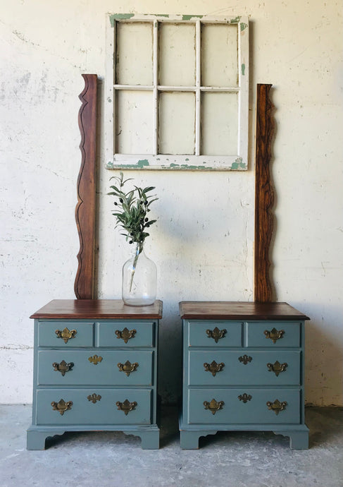 Vintage Pennsylvania House Nightstand Set
