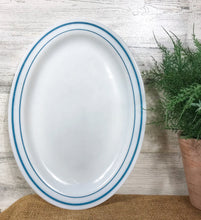 Load image into Gallery viewer, Single Pyrex plate