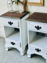 Load image into Gallery viewer, Pretty Farmhouse Nightstand Set
