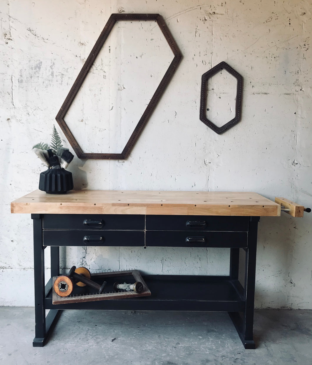 Awesome Rustic Wood Workbench