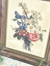 Load image into Gallery viewer, Pretty vintage framed print