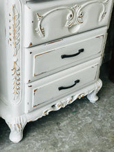 Load image into Gallery viewer, Beautiful Chunky Farmhouse Nightstand Set (2)