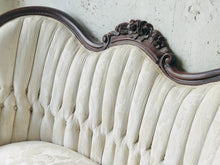 Load image into Gallery viewer, Chic Vintage Victorian Tufted Settee