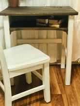 Load image into Gallery viewer, Adorable Vintage Kid’s Desk &amp; Chair