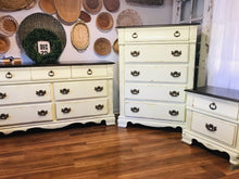 Load image into Gallery viewer, Amazing Solid Wood Vintage Yellow Dresser Set