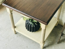 Load image into Gallery viewer, Pretty Cottage Style End Table Set