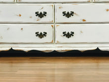 Load image into Gallery viewer, Solid wood Farmhouse Long Dresser with 11 Drawers