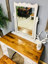 Load image into Gallery viewer, Beautiful Farmhouse Vanity or Desk &amp; Bench