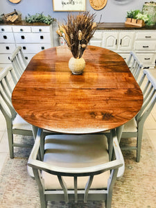 Beautiful Vintage MCM Table & Chairs