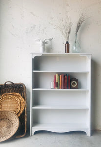 Cute Narrow Farmhouse Bookshelf