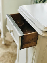 Load image into Gallery viewer, Gorgeous Vintage Shabby Chic Vanity