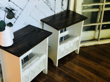 Load image into Gallery viewer, Adorable Vintage Magazine Rack End Table Set
