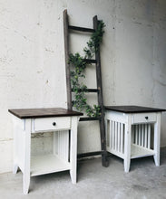 Load image into Gallery viewer, Rustic Farmhouse End Table Set